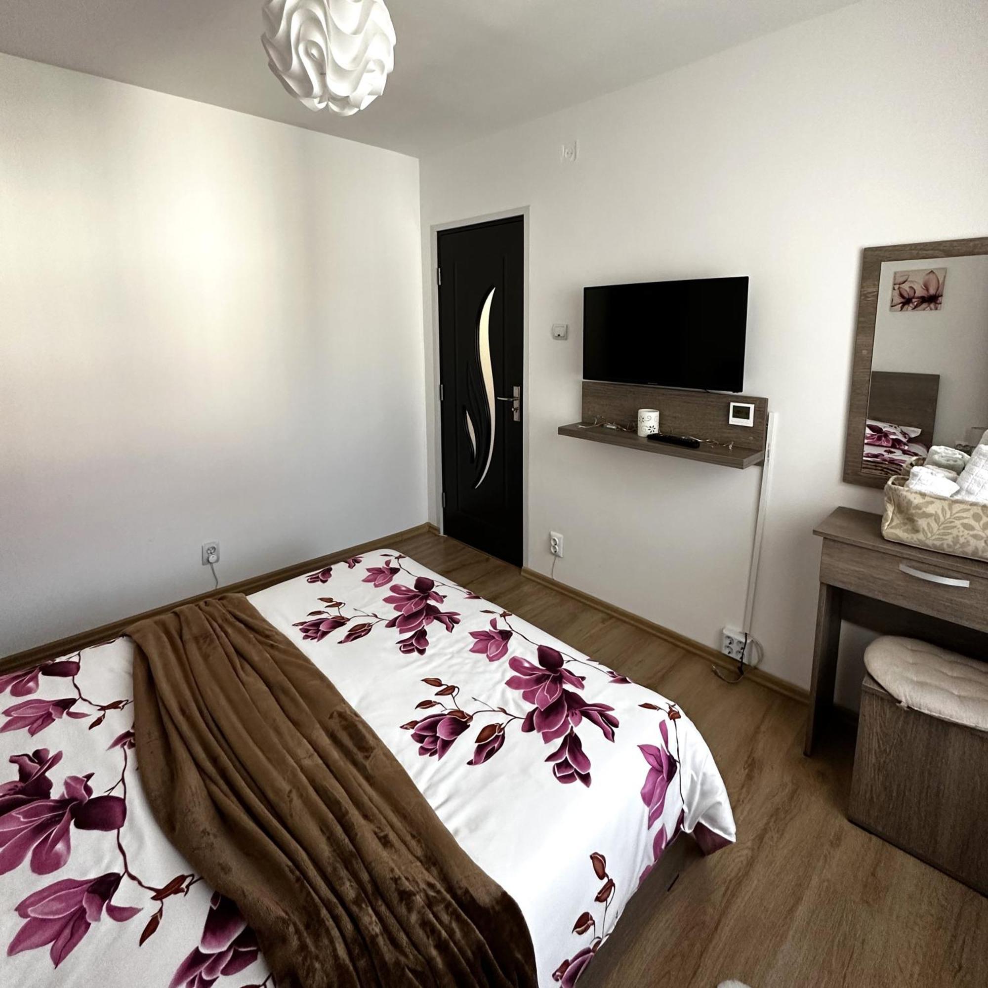 Iali Apartment Σινάια Εξωτερικό φωτογραφία